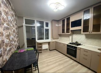 Продается двухкомнатная квартира, 64 м2, Крым, проспект Победы, 91