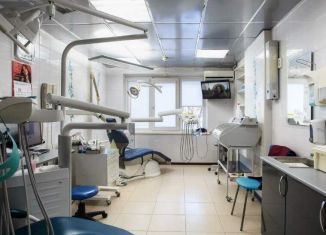 Торговая площадь на продажу, 160 м2, Челябинская область, Комсомольский проспект, 93