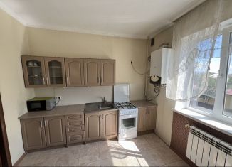 Сдам в аренду дом, 80 м2, Краснодарский край, Фабричная улица, 27