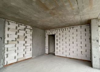 Продается 2-ком. квартира, 55 м2, Махачкала, проспект Али-Гаджи Акушинского, 335