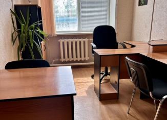 Сдается в аренду офис, 13 м2, Саратовская область, Октябрьская улица, 42А