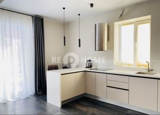 Сдам в аренду коттедж, 360 м2, Пермский край, Виноградная улица, 40