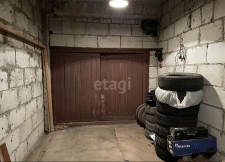 Продам гараж, 18 м2, Коми, Индустриальная улица, 22