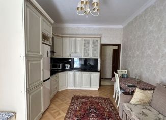 Сдаю двухкомнатную квартиру, 40 м2, Махачкала, Хвартикунинская улица, 29