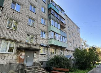 2-комнатная квартира на продажу, 44.3 м2, Бор, улица Победы, 13