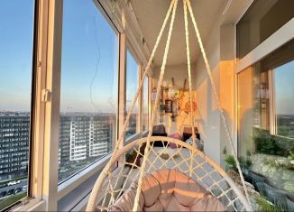 Продам 3-ком. квартиру, 55 м2, Мурино, Ручьёвский проспект, 17к1, ЖК Айди Мурино