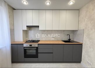 Продаю 3-комнатную квартиру, 60 м2, Вологда, улица Петина, 6