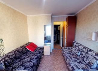 Продается 1-комнатная квартира, 15.4 м2, Тюмень, улица Мельникайте, 113