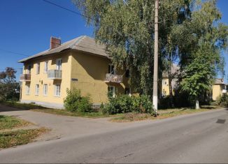 Продам 3-комнатную квартиру, 62.8 м2, Новомосковск, улица Горького, 3