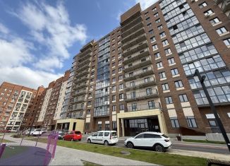 Продам 2-комнатную квартиру, 58.8 м2, Старый Оскол, микрорайон Центральный, 4А