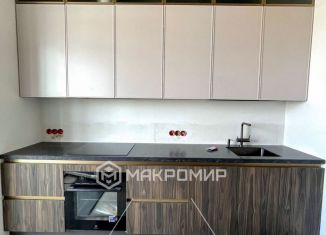Продается 2-ком. квартира, 72 м2, Брянск, Степная улица, 2В