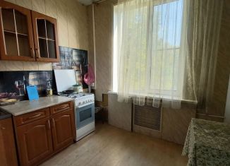 Сдается в аренду однокомнатная квартира, 34 м2, Череповец, улица Ленина, 120А