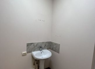 Сдача в аренду помещения свободного назначения, 80.7 м2, Архангельск, улица Урицкого, 47к1