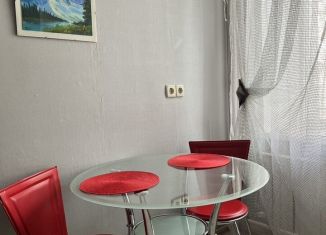 Сдаю в аренду двухкомнатную квартиру, 44.1 м2, Москва, Севастопольский проспект, 23, метро Крымская