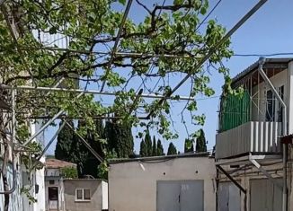 Продам гараж, 30 м2, Крым, Судакская улица