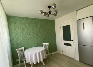 Продается двухкомнатная квартира, 52.1 м2, Вологда, улица Гагарина, 13