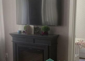 Продам 3-ком. квартиру, 64 м2, Калининград, улица Александра Невского, 58А