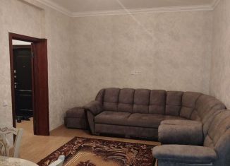 Сдаю в аренду 2-комнатную квартиру, 55 м2, Махачкала, улица Хаджи Булача, 16Б