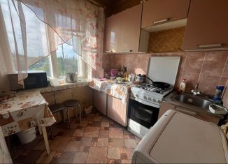 Продам трехкомнатную квартиру, 62.5 м2, Великие Луки, улица Щорса, 86