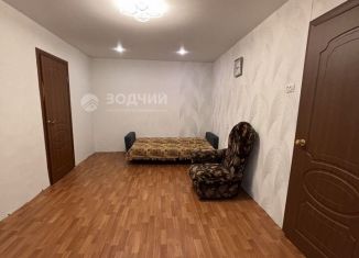 Продам 2-ком. квартиру, 46.2 м2, Чувашия, Коммунистическая улица, 22