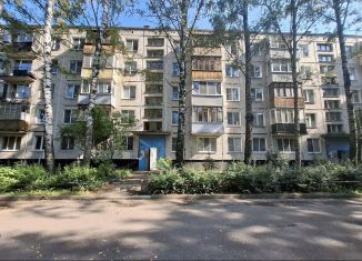 Продам 2-комнатную квартиру, 44.6 м2, Колпино, Пролетарская улица, 131