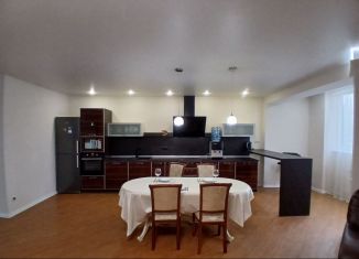 Продаю 3-комнатную квартиру, 119 м2, Краснодар, улица Будённого, 129, микрорайон Центральный