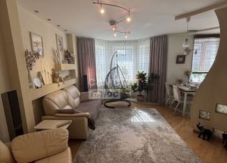 Продажа трехкомнатной квартиры, 77.3 м2, Киров, Морозовская улица, 5