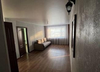 Продам двухкомнатную квартиру, 39 м2, Березники, улица Свердлова, 72