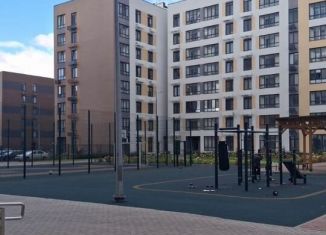 Продаю 1-ком. квартиру, 41.5 м2, Республика Башкортостан, улица Даяна Мурзина, 7/1