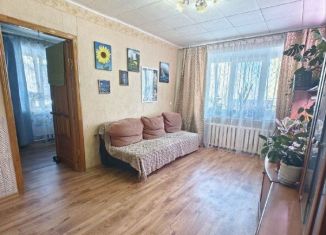 Продаю 3-ком. квартиру, 50.5 м2, Республика Башкортостан, бульвар Ибрагимова, 51