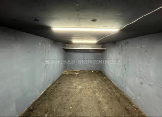 Продаю гараж, 18 м2, Санкт-Петербург