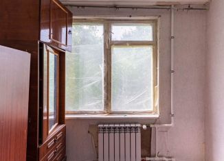 Продам 3-ком. квартиру, 41.9 м2, Санкт-Петербург, Трамвайный проспект, 15к1, метро Автово