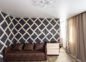 Продаю двухкомнатную квартиру, 32.7 м2, Тюмень, Одесская улица, 18