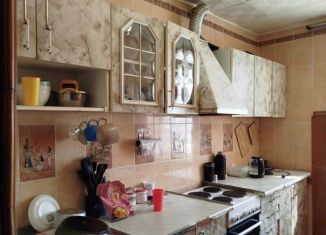 Продается 2-комнатная квартира, 50 м2, Крым, проспект Победы, 45