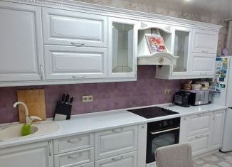 Сдам в аренду 1-ком. квартиру, 47 м2, Благовещенск, Игнатьевское шоссе, 14/13