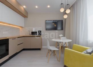 Продажа 1-ком. квартиры, 42.4 м2, Тюмень, улица Энергостроителей, 13