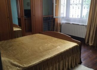 Сдается 1-ком. квартира, 30 м2, Сочи, улица Лермонтова, 5