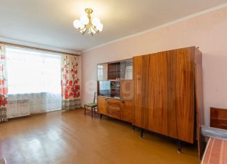 Однокомнатная квартира на продажу, 30 м2, Тюмень, улица Республики, 94