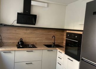 Продажа 2-комнатной квартиры, 52 м2, Сочи, Лесная улица, 13