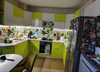 3-ком. квартира на продажу, 73 м2, деревня Батино, улица Сергея Есенина, 7