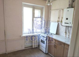 Продам 2-ком. квартиру, 42 м2, Батайск, улица Ушинского, 3