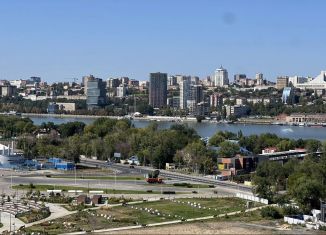 Продажа 1-ком. квартиры, 37 м2, Ростов-на-Дону, улица Бориса Слюсаря, 15с1