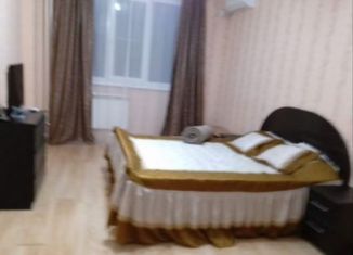 Сдаю 1-комнатную квартиру, 52 м2, Аксай, улица Мира, 2А/3