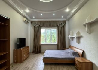 Сдача в аренду комнаты, 75 м2, Сочи, улица Голенева, 17/16