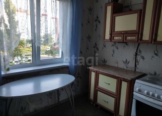 Продаю 1-ком. квартиру, 39.4 м2, Старый Оскол, микрорайон Макаренко, 34