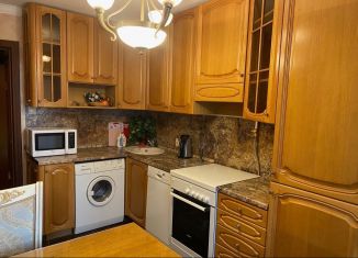 Сдам 1-ком. квартиру, 36 м2, Москва, улица Маршала Тухачевского, 48