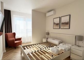 Сдам 1-ком. квартиру, 39 м2, Казань, улица Новаторов, 8А