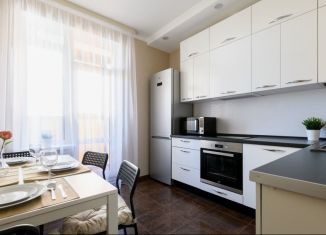 2-ком. квартира на продажу, 47.9 м2, Тюмень, Алматинская улица, 5