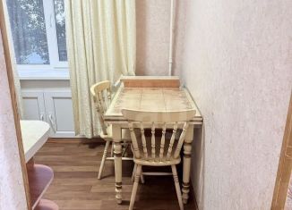 Продается 2-ком. квартира, 43 м2, Белгородская область, улица Ленина, 77