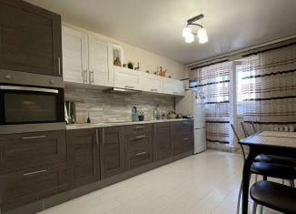 Продаю 1-комнатную квартиру, 45.5 м2, Самара, улица Карбышева, 67А